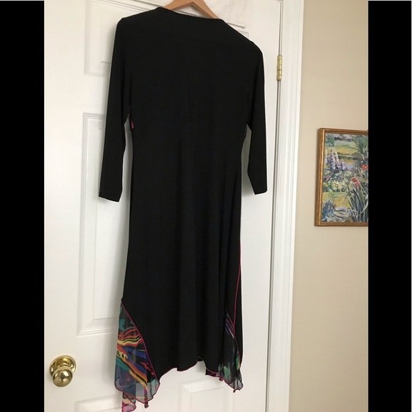 Tradition black dress - Picture 3 of 4